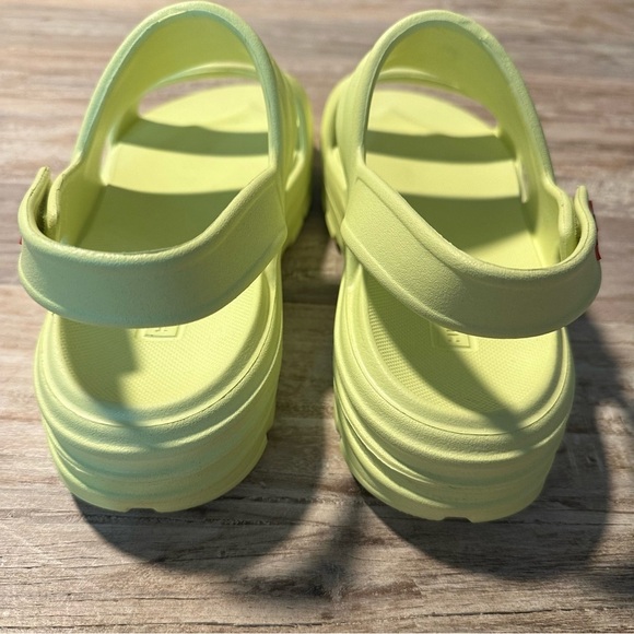 Hunter Slingback Sandal Size 10 Zesty Yellow Unisex Chunky Summer Wear NWOT - Picture 6 of 8